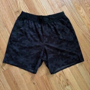 Ten Thousand Interval Short - 7" Black Camo No Liner